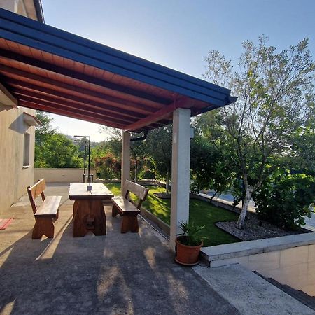 Apartments In Rijeka, Free Parking And Large Terrace, 15Min Drive From The Beach 外观 照片