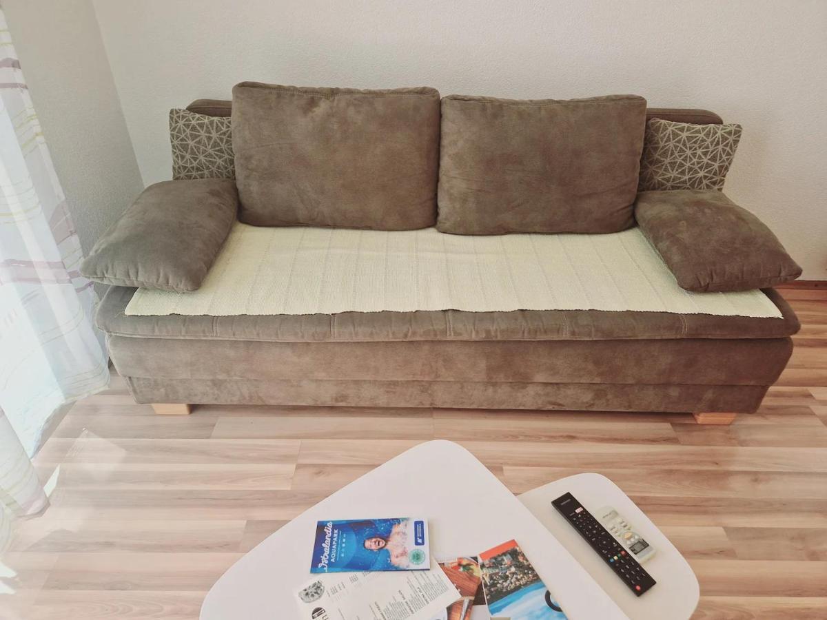 Apartments In Rijeka, Free Parking And Large Terrace, 15Min Drive From The Beach 外观 照片